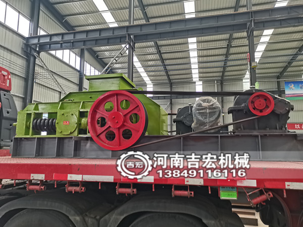 双齿辊铁合金破碎机工作原理及性能优势简介