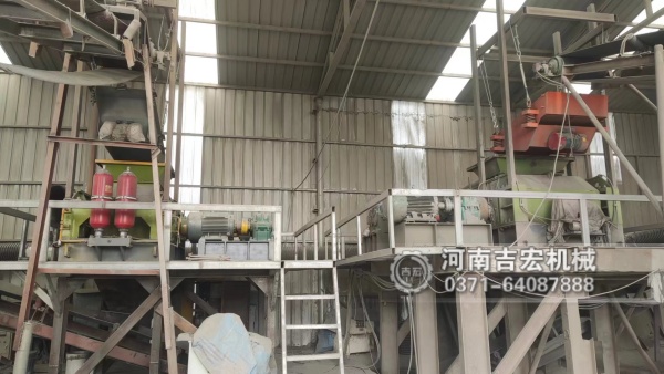 液壓對輥制砂機(jī)如何憑借自適應(yīng)壓力調(diào)節(jié)與高耐磨輥皮提升產(chǎn)量？